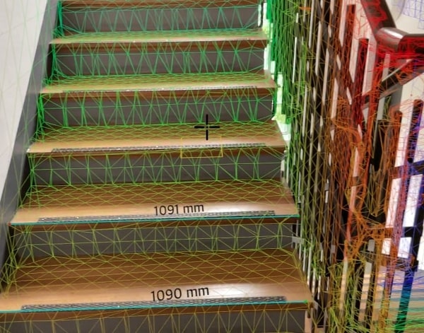 The digital measurement with XR Scan using the example of stairs including mesh and stair dimensions